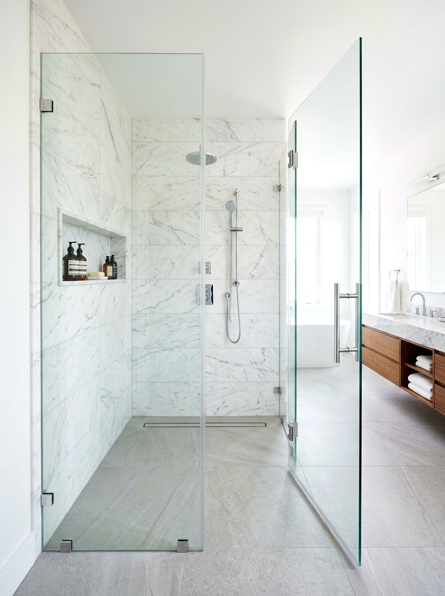 Frameless Shower Door - 30 timeless bathroom ideas