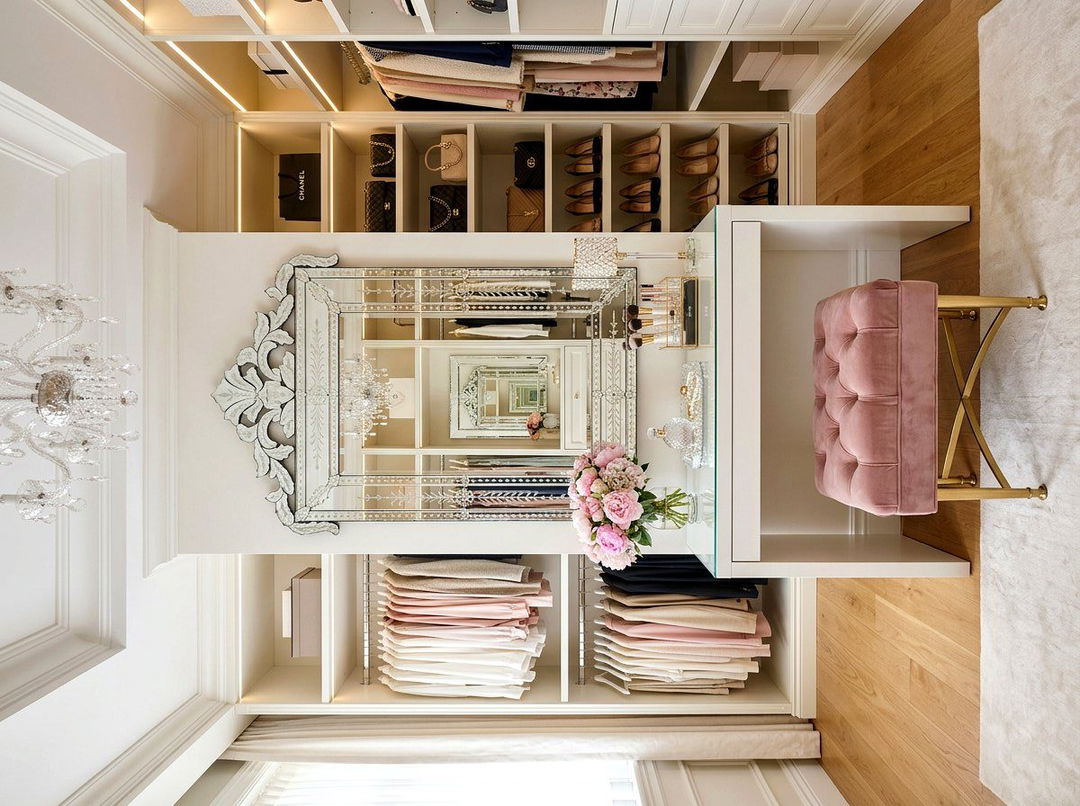 Venetian Wall Mirror - 30 mirror wall ideas
